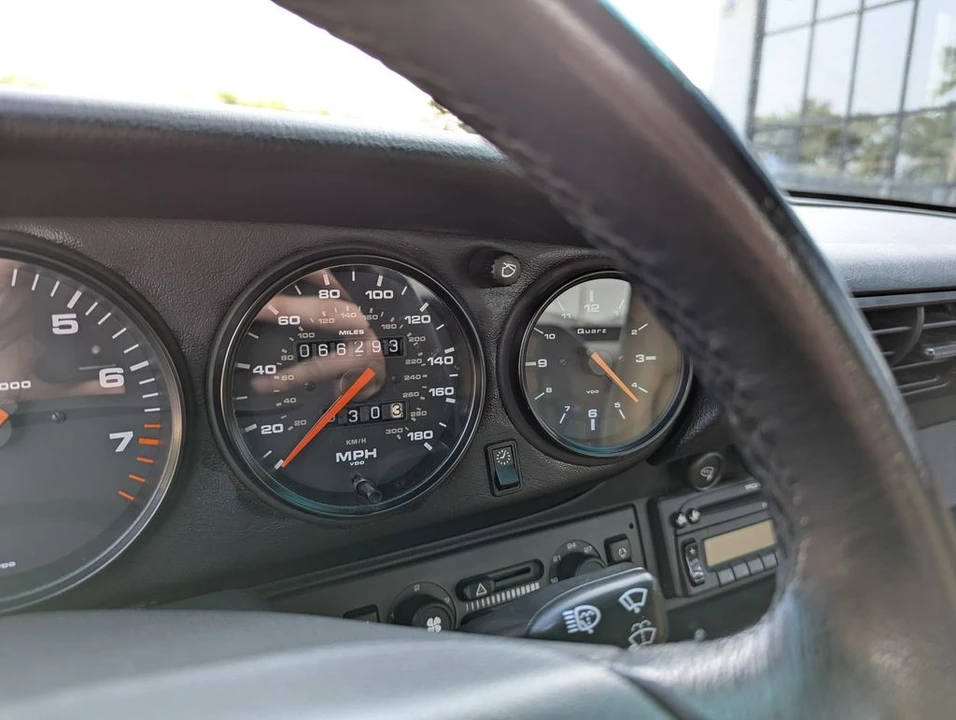 1997 Porsche 993 Carrera - Image 20 of 31