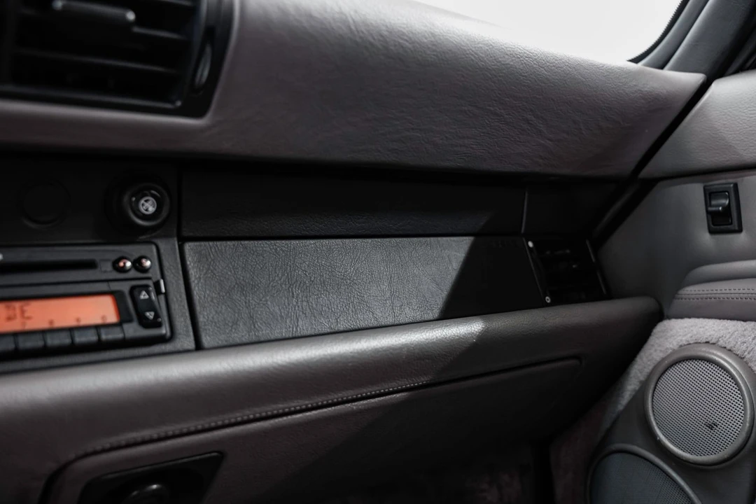 1997 Porsche 993 Carrera - Image 17 of 31
