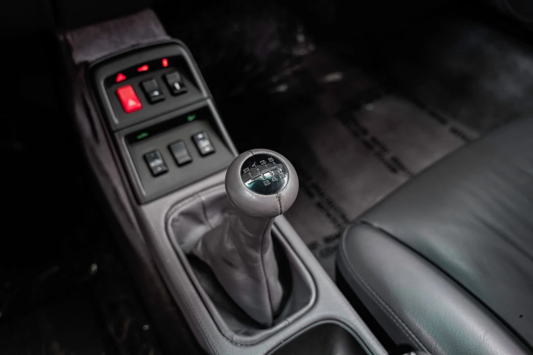 1997 Porsche 993 Carrera - Image 19 of 31