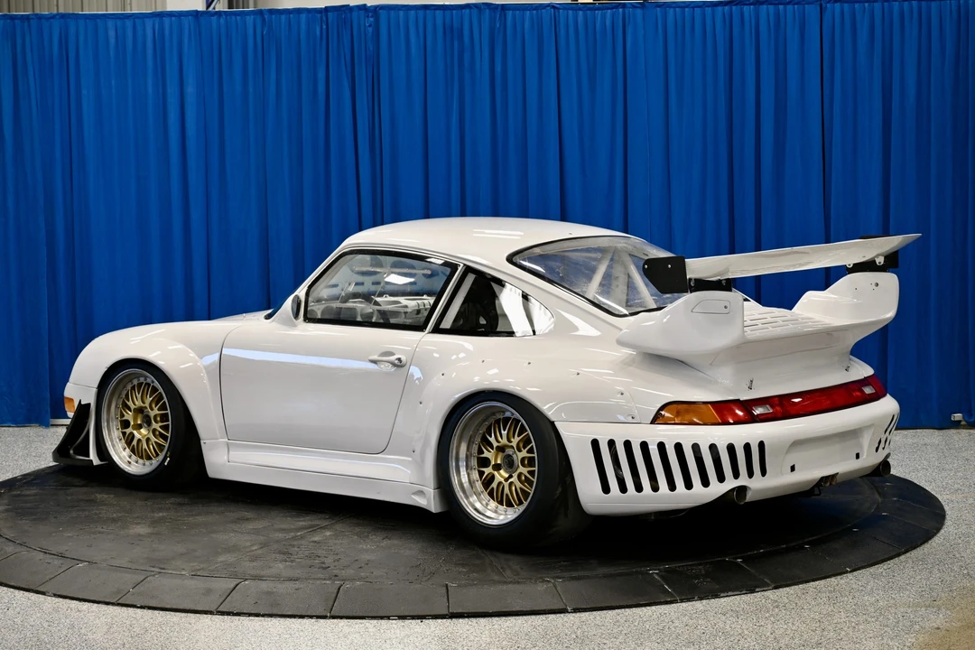 1997 Porsche 993 GT2 - Image 8 of 31