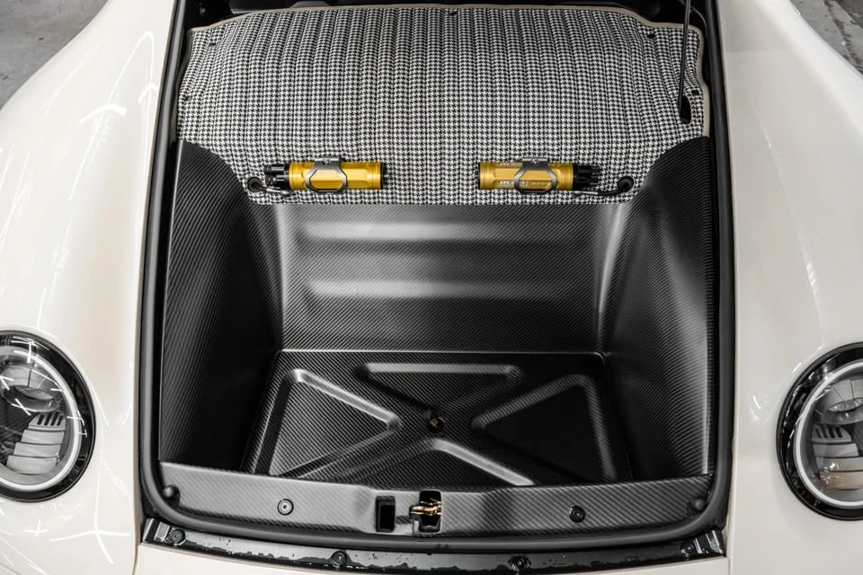 1997 Porsche 911 - Image 16 of 19