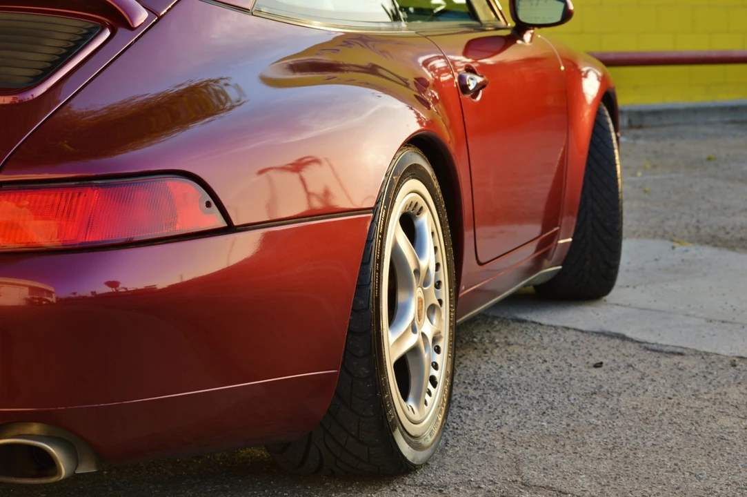 1997 Porsche 993 Carrera - Image 10 of 27