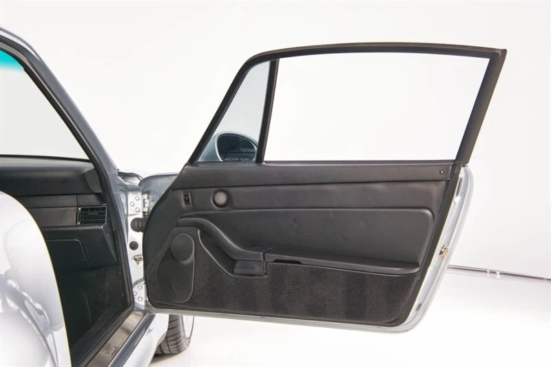 1997 Porsche 993 Turbo - Image 28 of 31