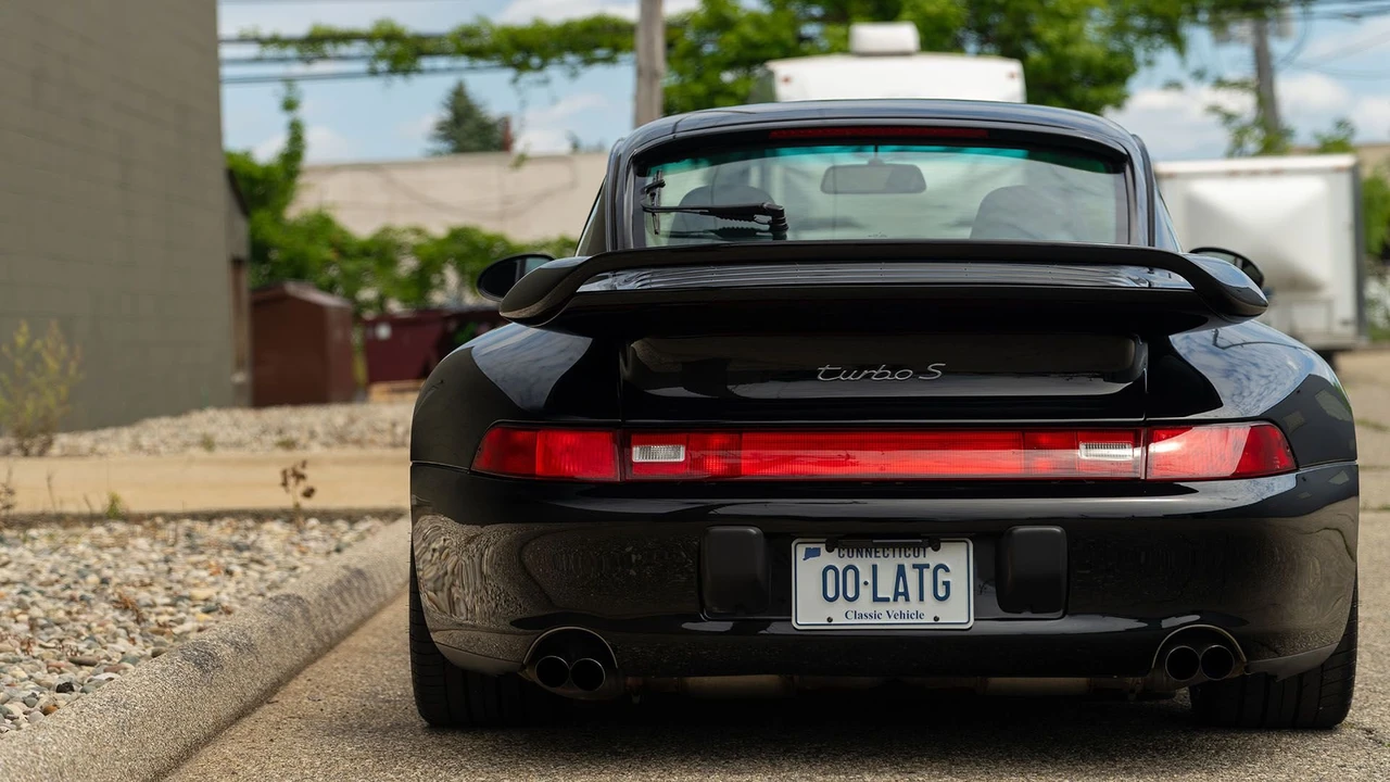 1997 Porsche 993 Turbo S - Image 28 of 31