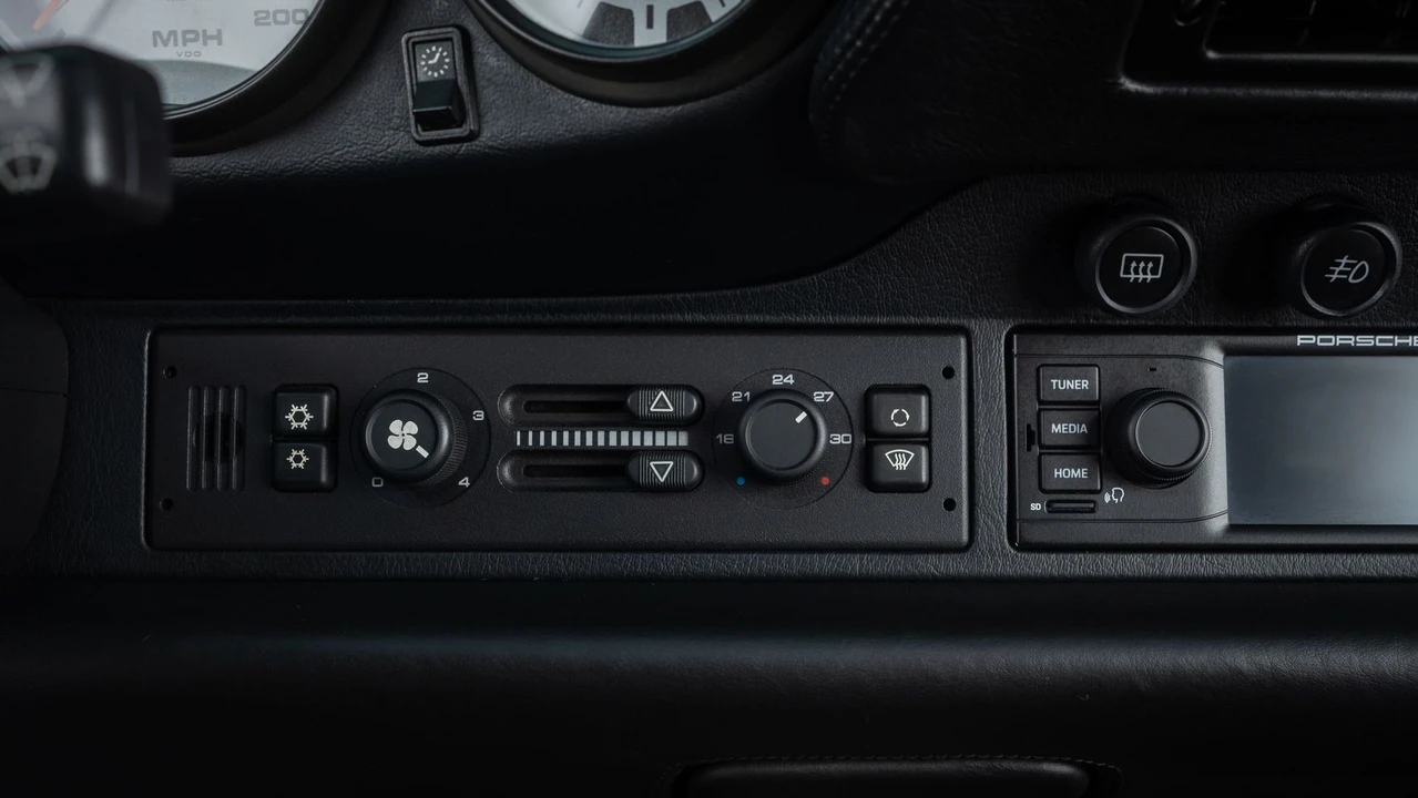 1997 Porsche 993 Turbo - Image 12 of 19