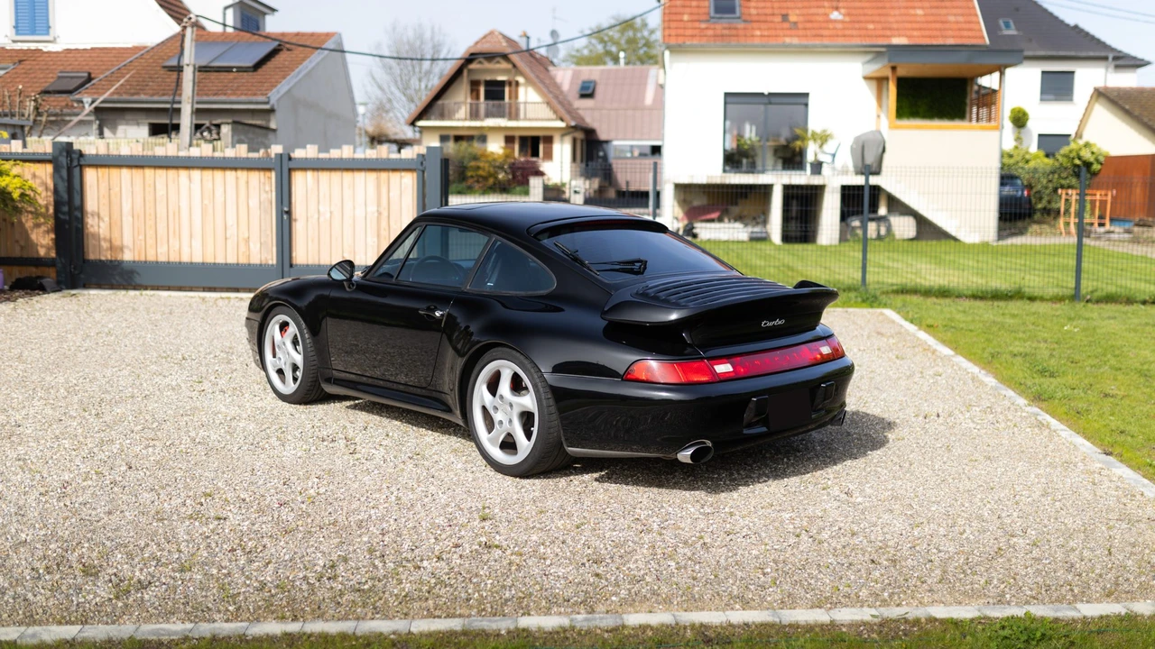 1997 Porsche 993 Turbo - Image 12 of 31