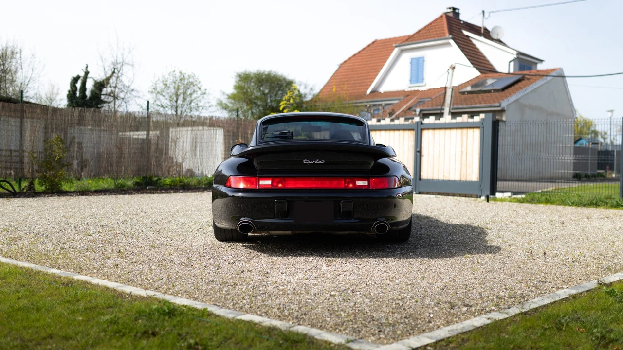 1997 Porsche 993 Turbo - Image 9 of 31