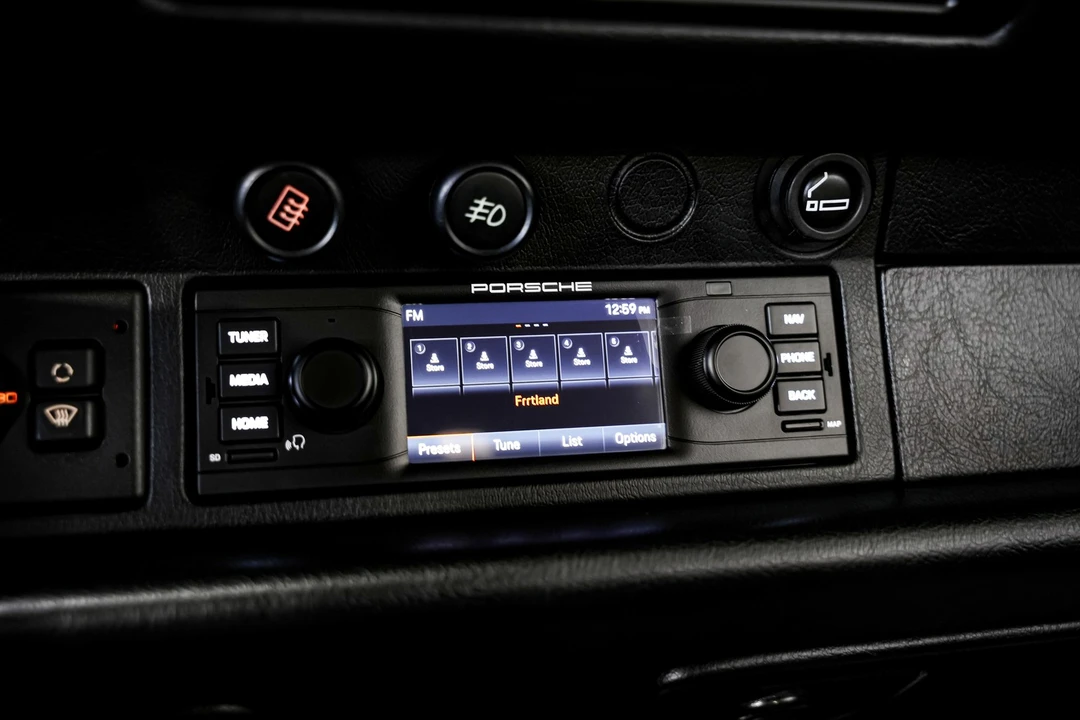 1997 Porsche 911 - Image 16 of 21