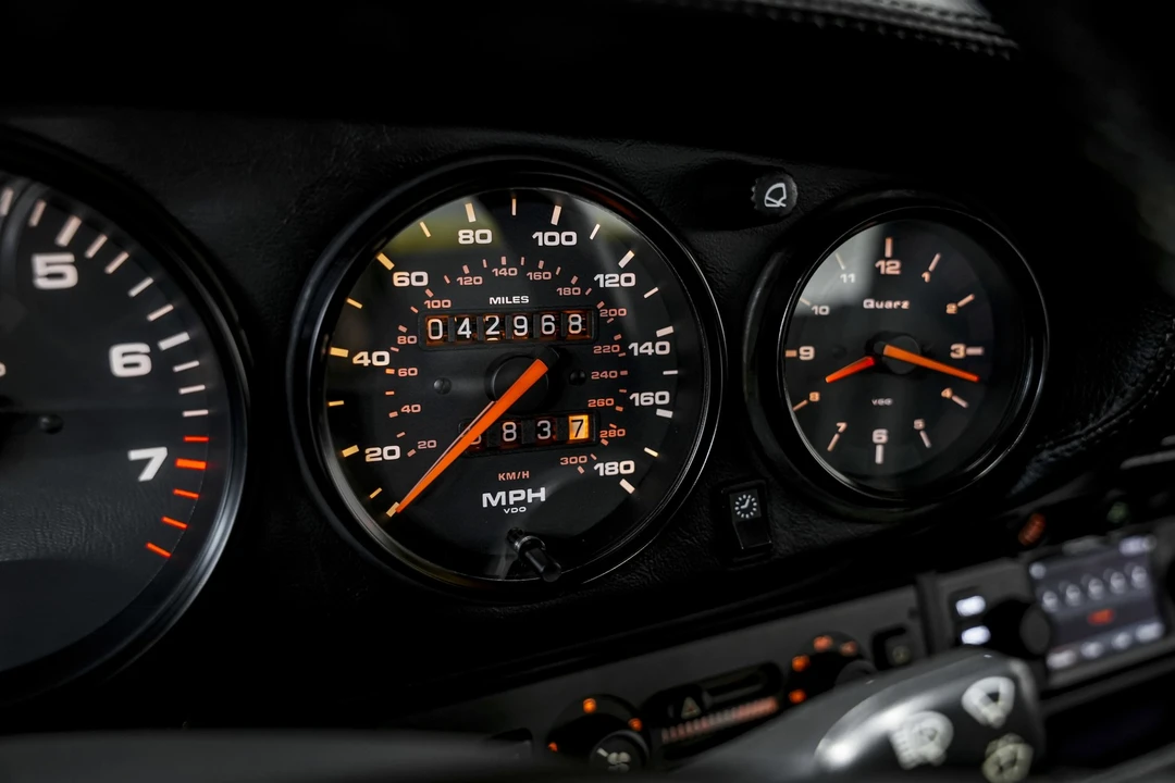 1997 Porsche 911 - Image 13 of 21