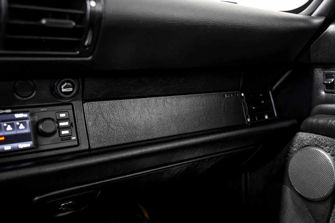 1997 Porsche 911 - Image 17 of 21