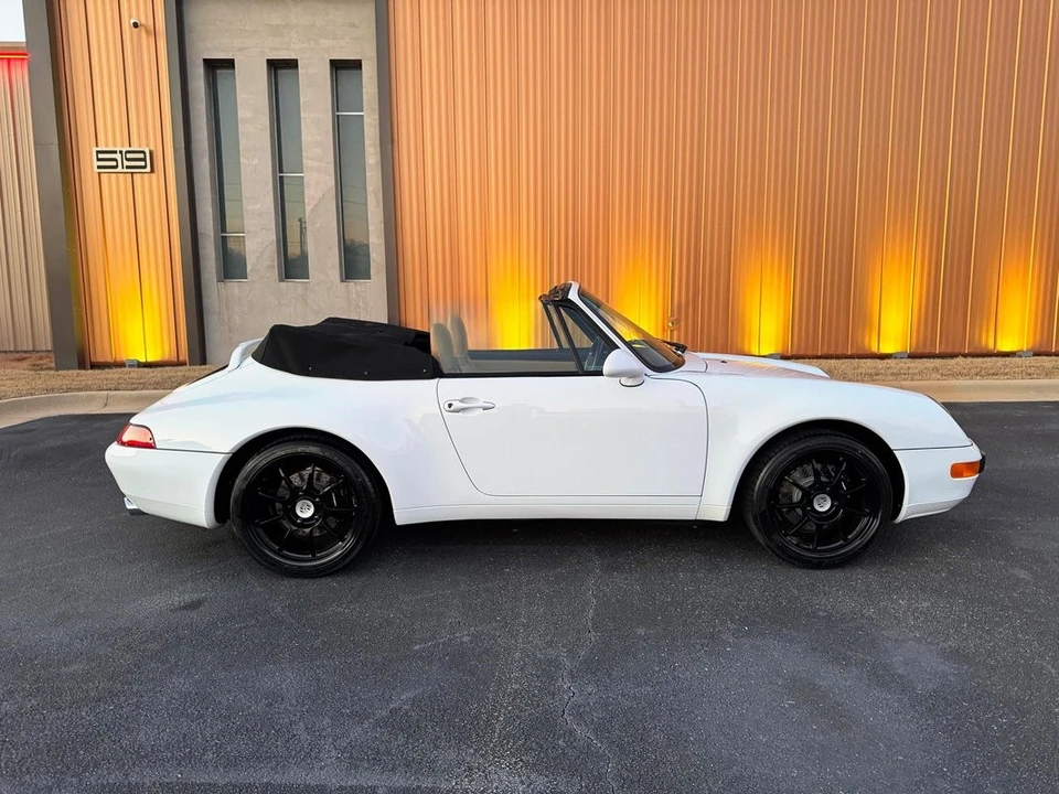 1997 Porsche 911 - Image 13 of 21
