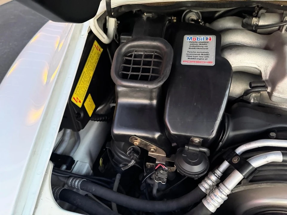 1997 Porsche 911 - Image 27 of 31