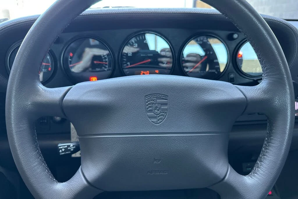 1997 Porsche 993 Carrera - Image 27 of 31