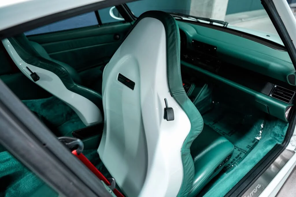 1997 Porsche 993 Carrera - Image 28 of 31