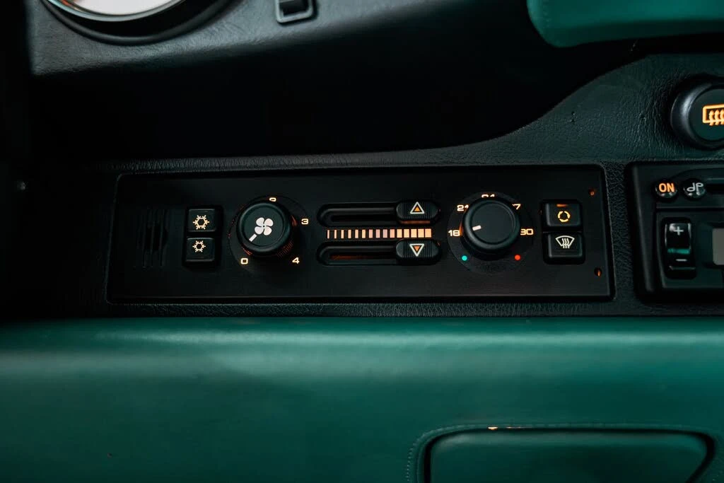 1997 Porsche 993 Carrera - Image 14 of 31