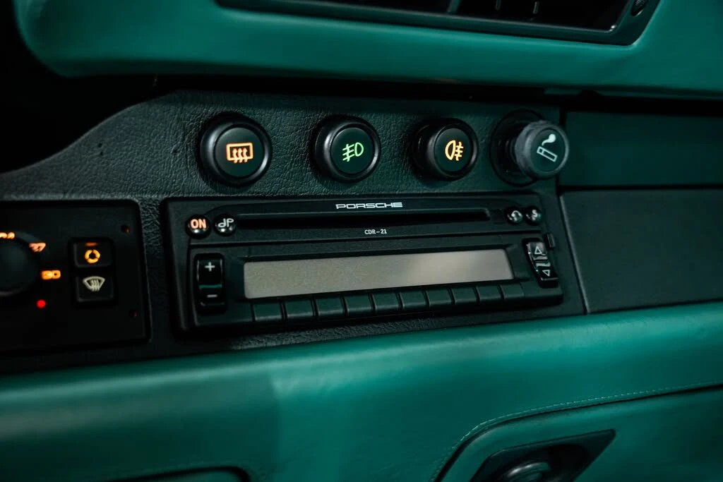 1997 Porsche 993 Carrera - Image 15 of 31