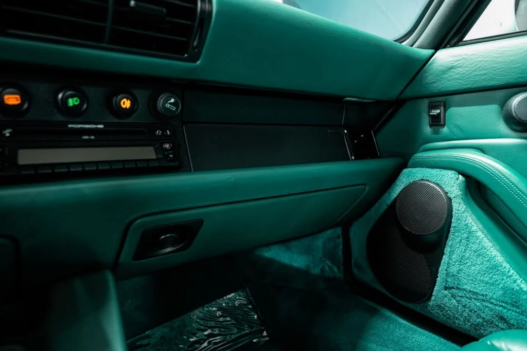 1997 Porsche 993 Carrera - Image 16 of 31