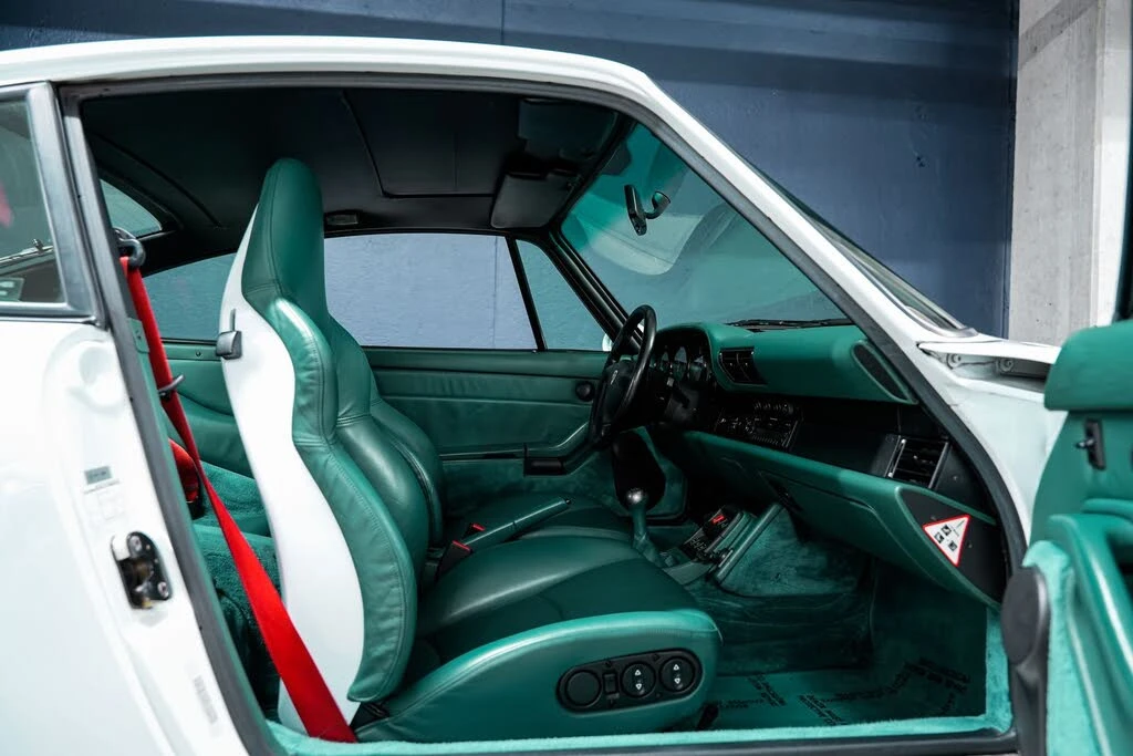 1997 Porsche 993 Carrera - Image 30 of 31