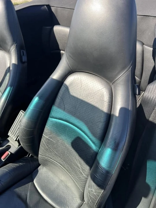 1997 Porsche 993 Carrera 4 - Image 2 of 10