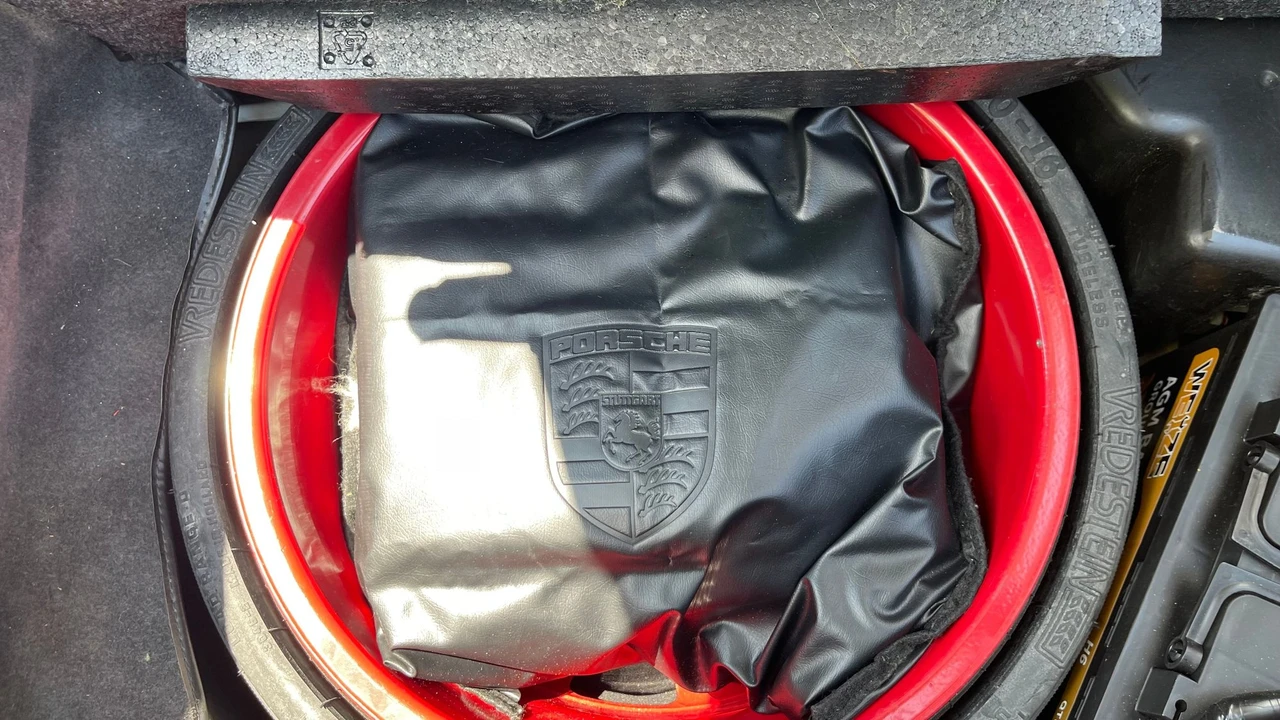 1997 Porsche 993 Carrera - Image 10 of 16