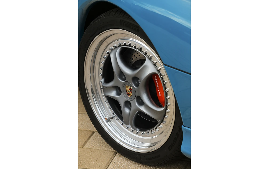 1997 Porsche 993 Carrera 4S - Image 14 of 26