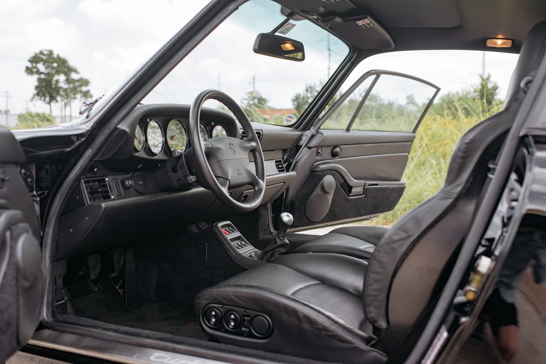 1997 Porsche 993 Turbo - Image 22 of 31