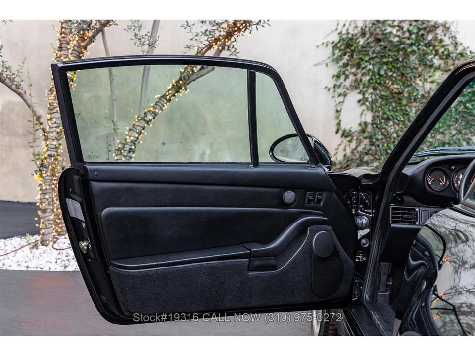 1997 Porsche 993 Carrera - Image 15 of 31