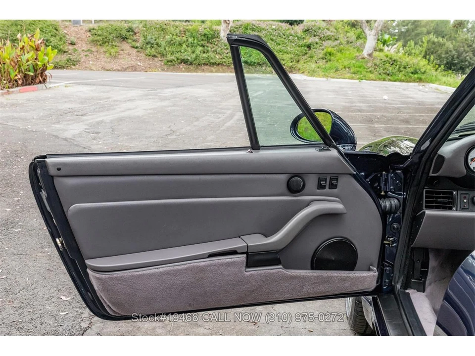 1997 Porsche 993 Carrera - Image 27 of 31