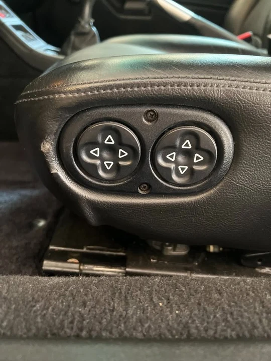 1997 Porsche 993 Carrera 4S - Image 11 of 20