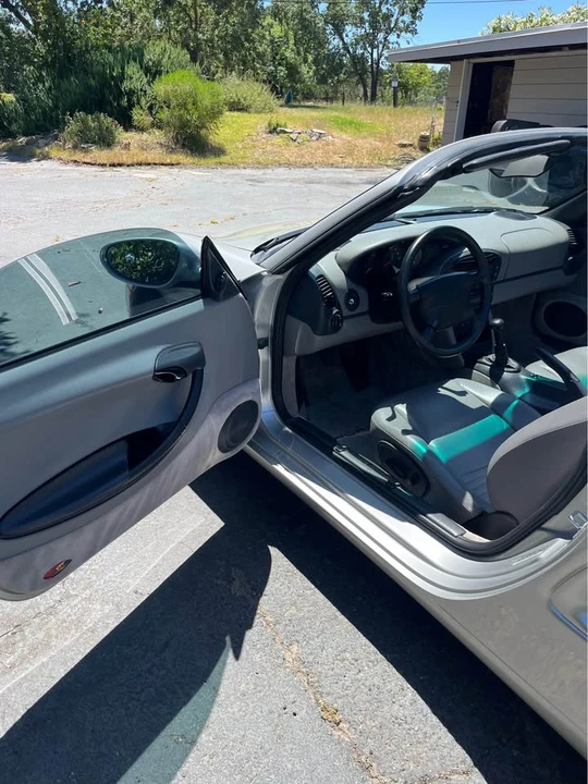 1997 Porsche 986 Boxster - Image 6 of 15