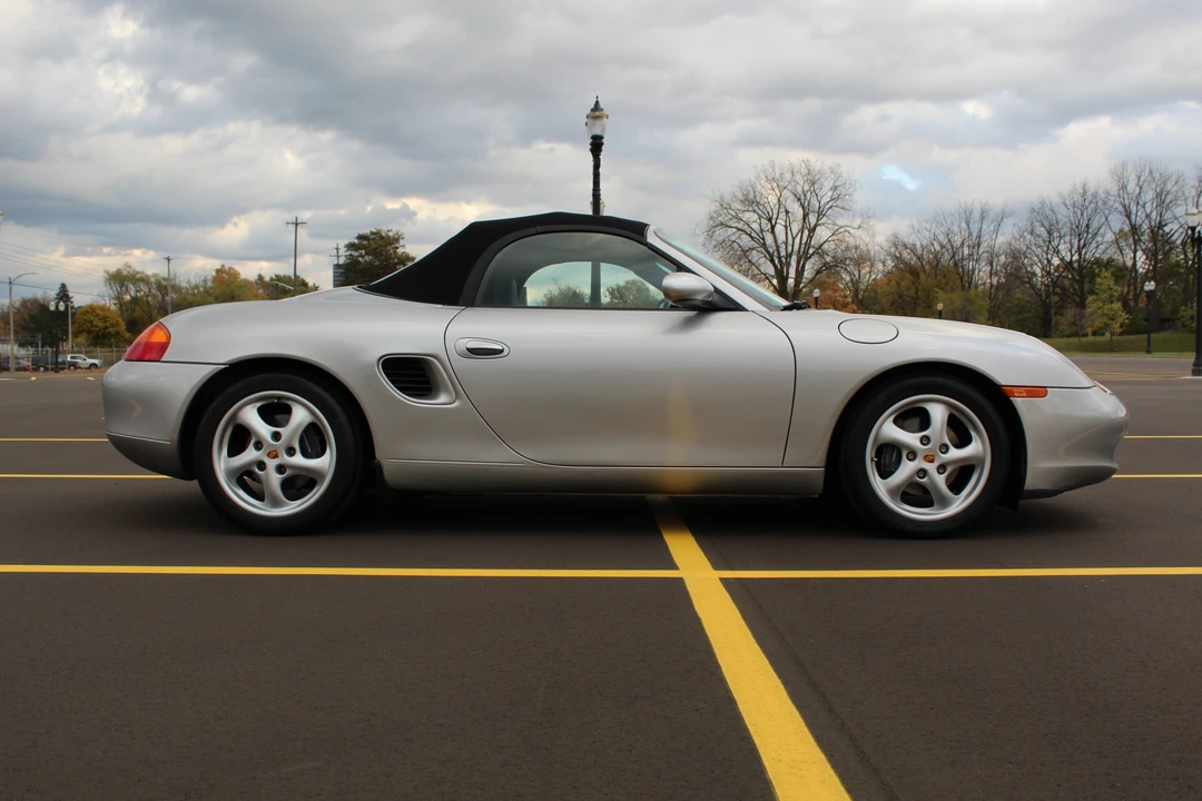1997 Porsche 986 Boxster - Image 13 of 31