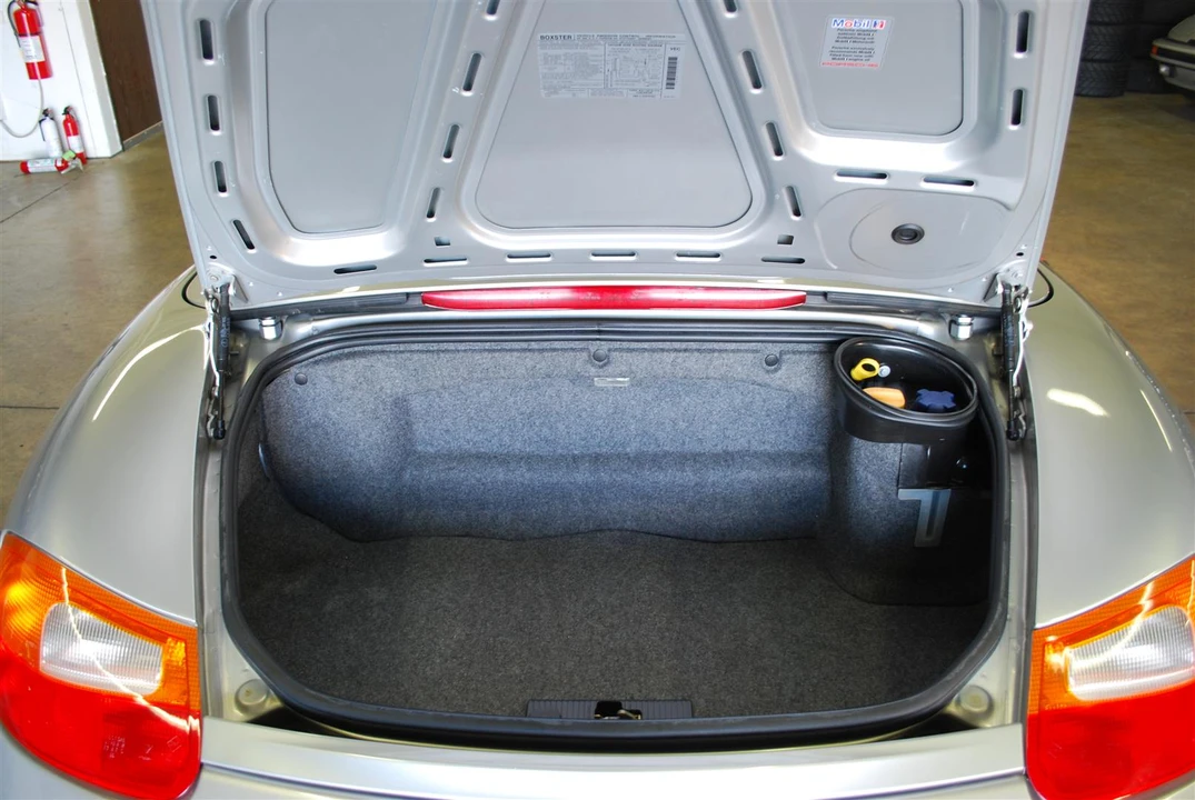 1997 Porsche 986 Boxster - Image 31 of 31