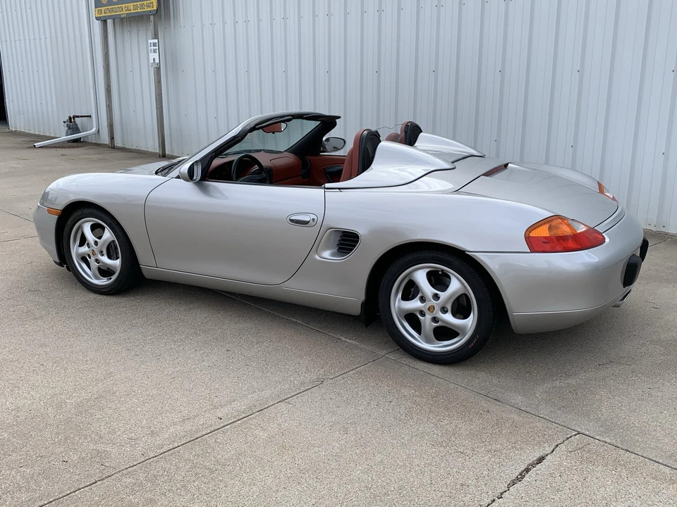 1997 Porsche 986 Boxster - Image 11 of 31