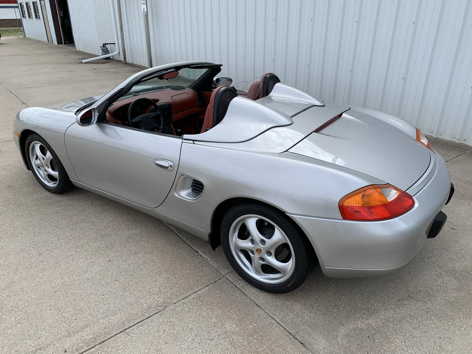 1997 Porsche 986 Boxster - Image 10 of 31