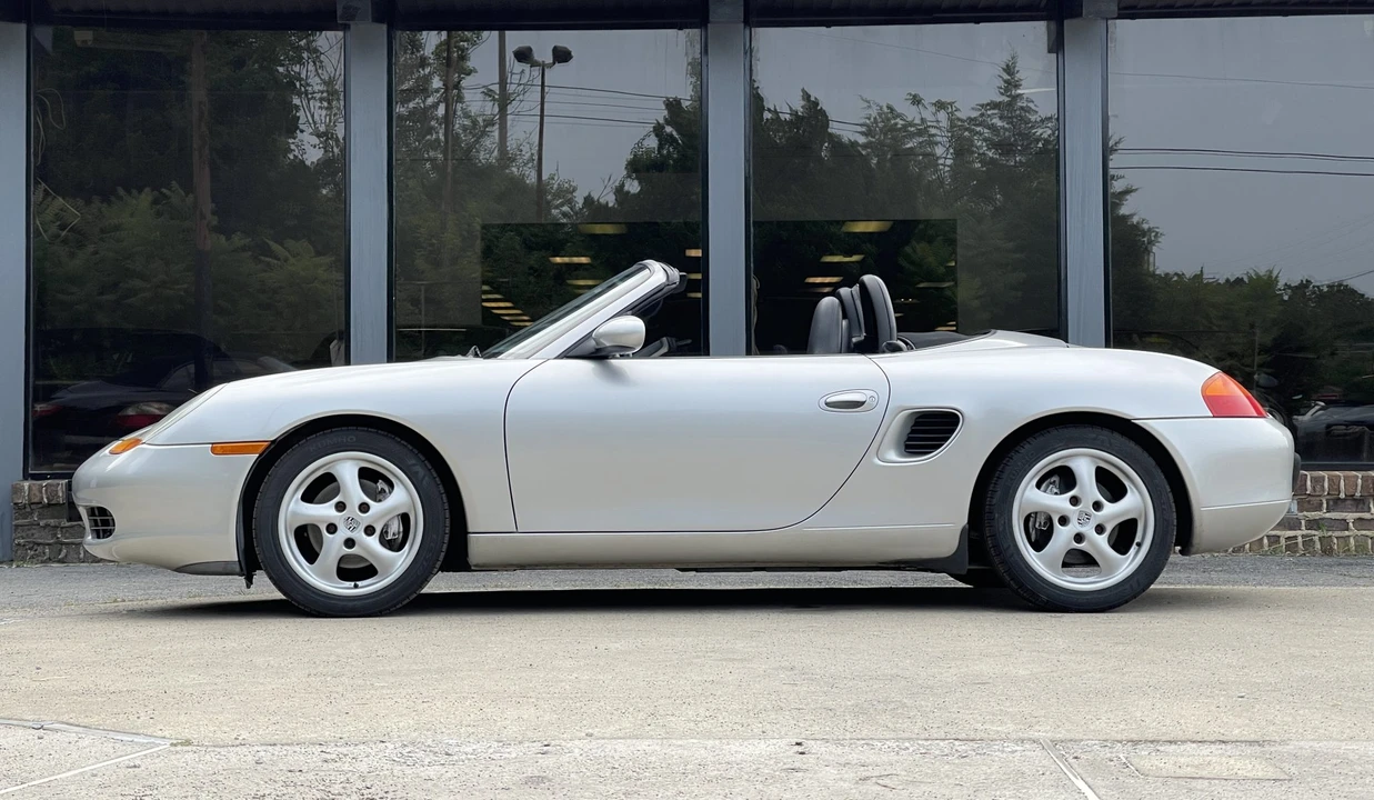 1997 Porsche 986 Boxster - Image 23 of 31