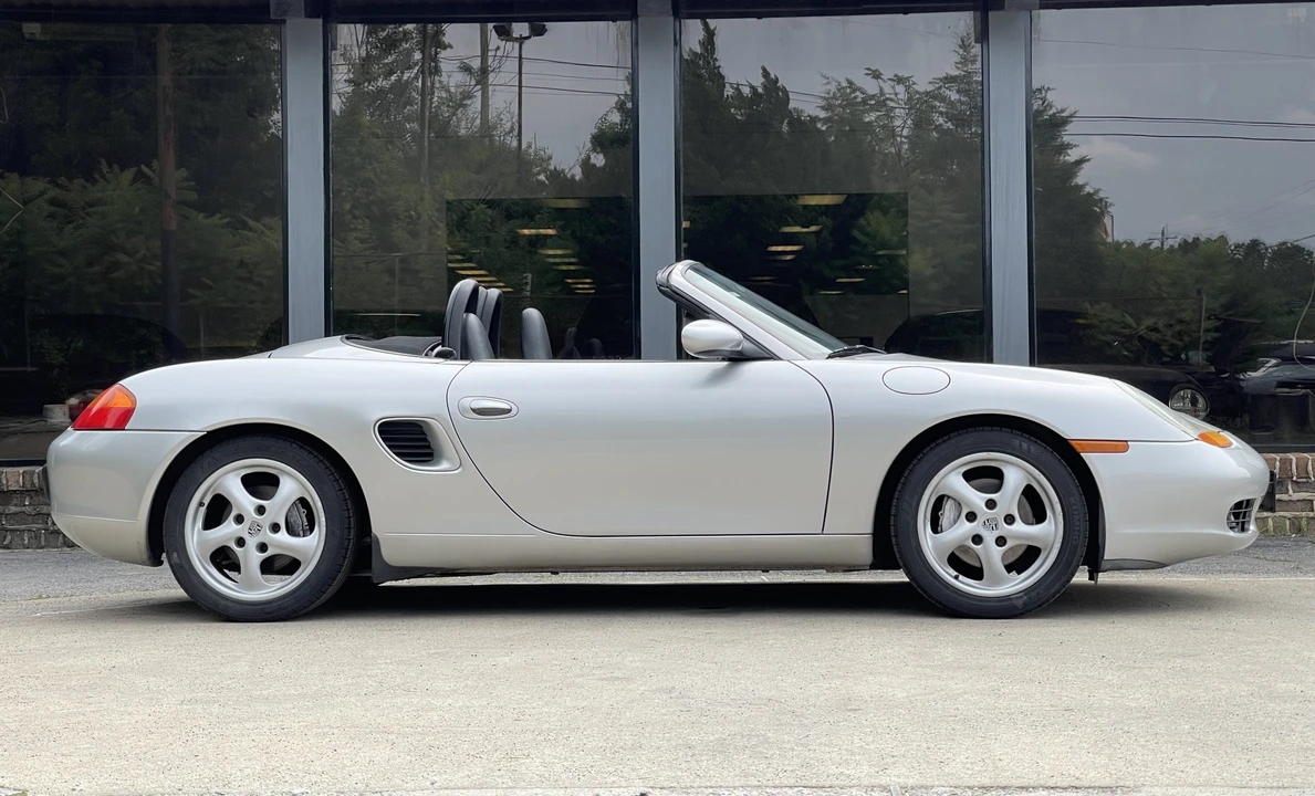 1997 Porsche 986 Boxster - Image 11 of 31