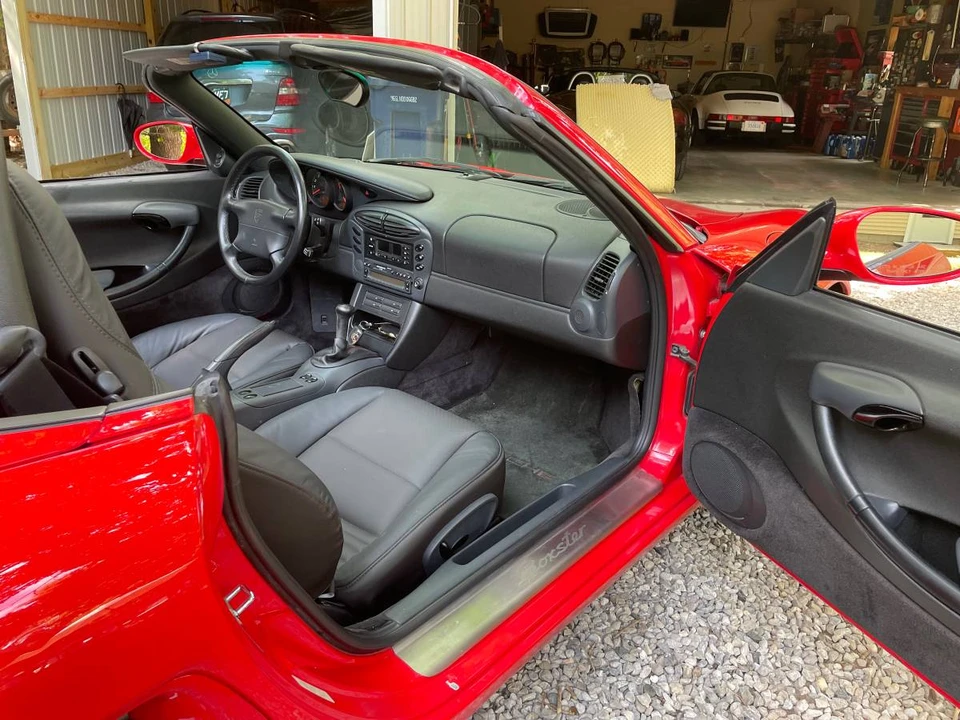 1997 Porsche 986 Boxster - Image 10 of 12