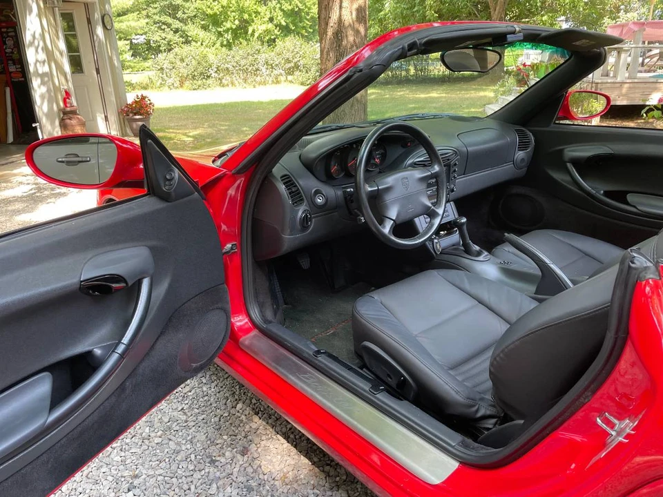 1997 Porsche 986 Boxster - Image 9 of 12