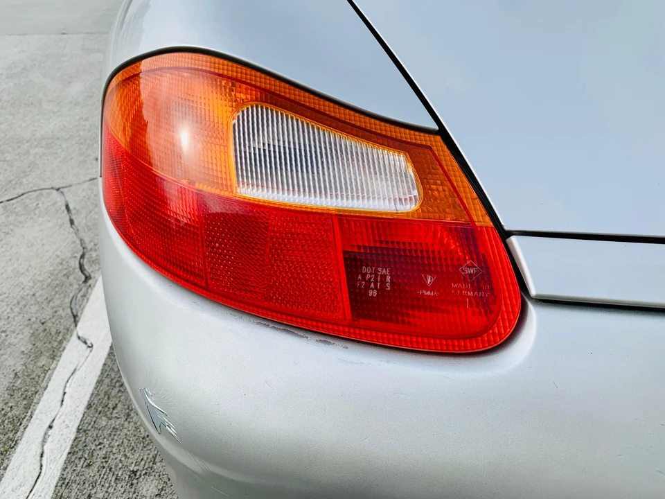 1997 Porsche 986 Boxster - Image 27 of 31