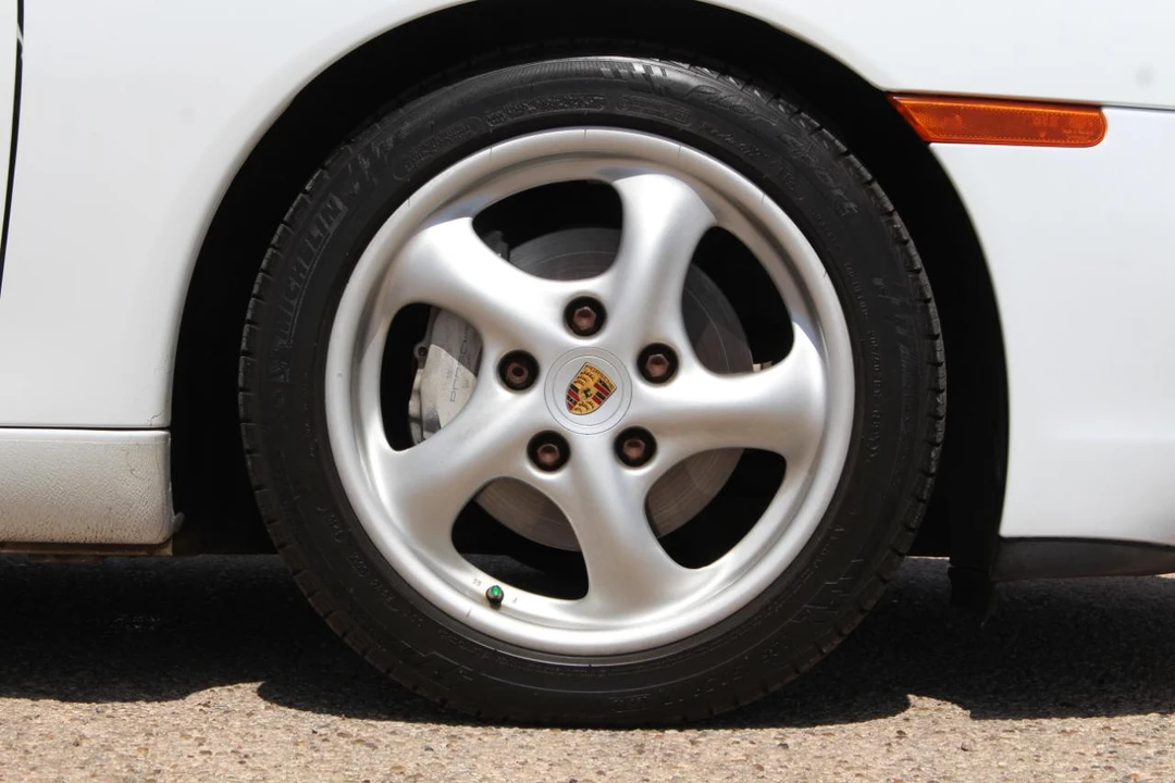 1997 Porsche 986 Boxster - Image 29 of 31