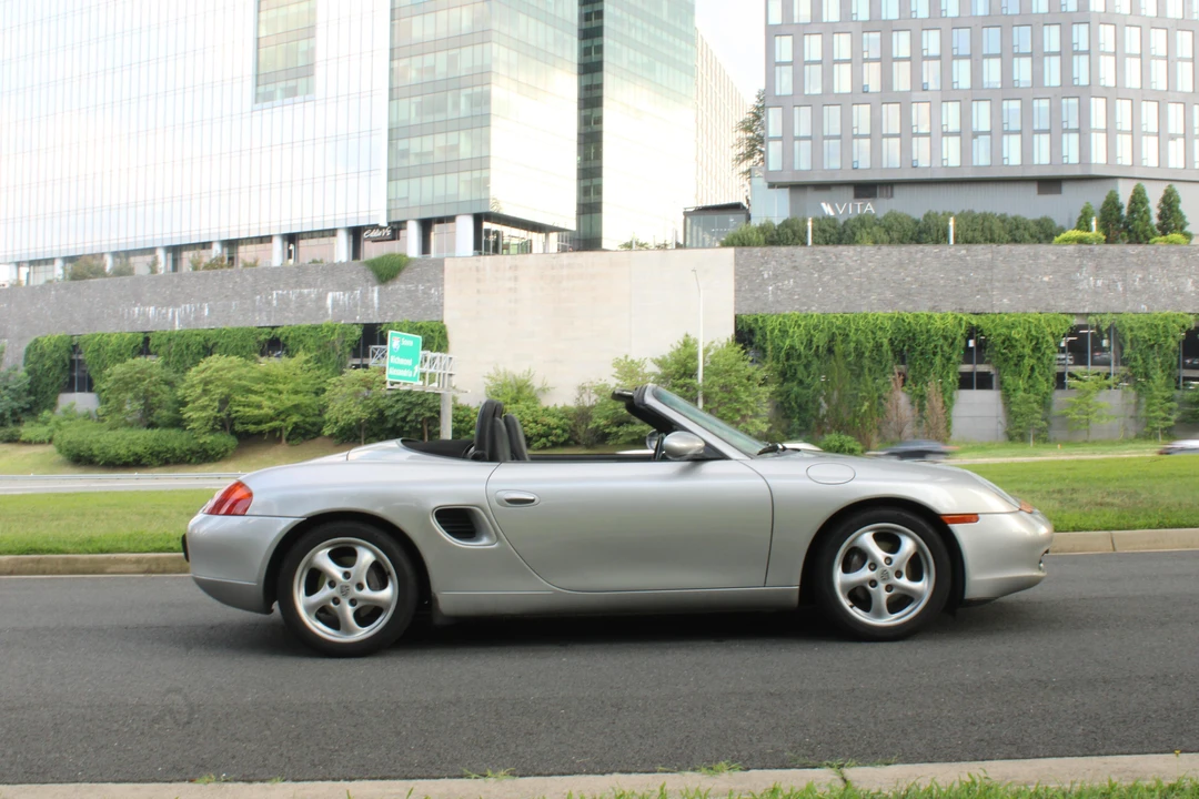 1997 Porsche 986 Boxster - Image 13 of 31