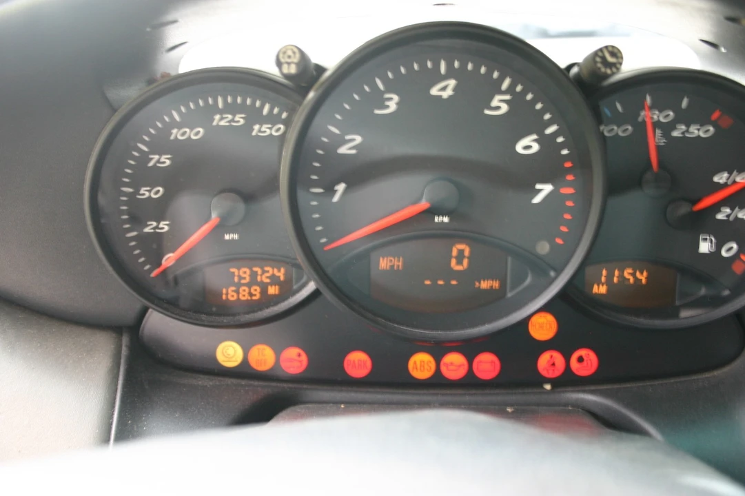 1997 Porsche 986 Boxster - Image 10 of 15