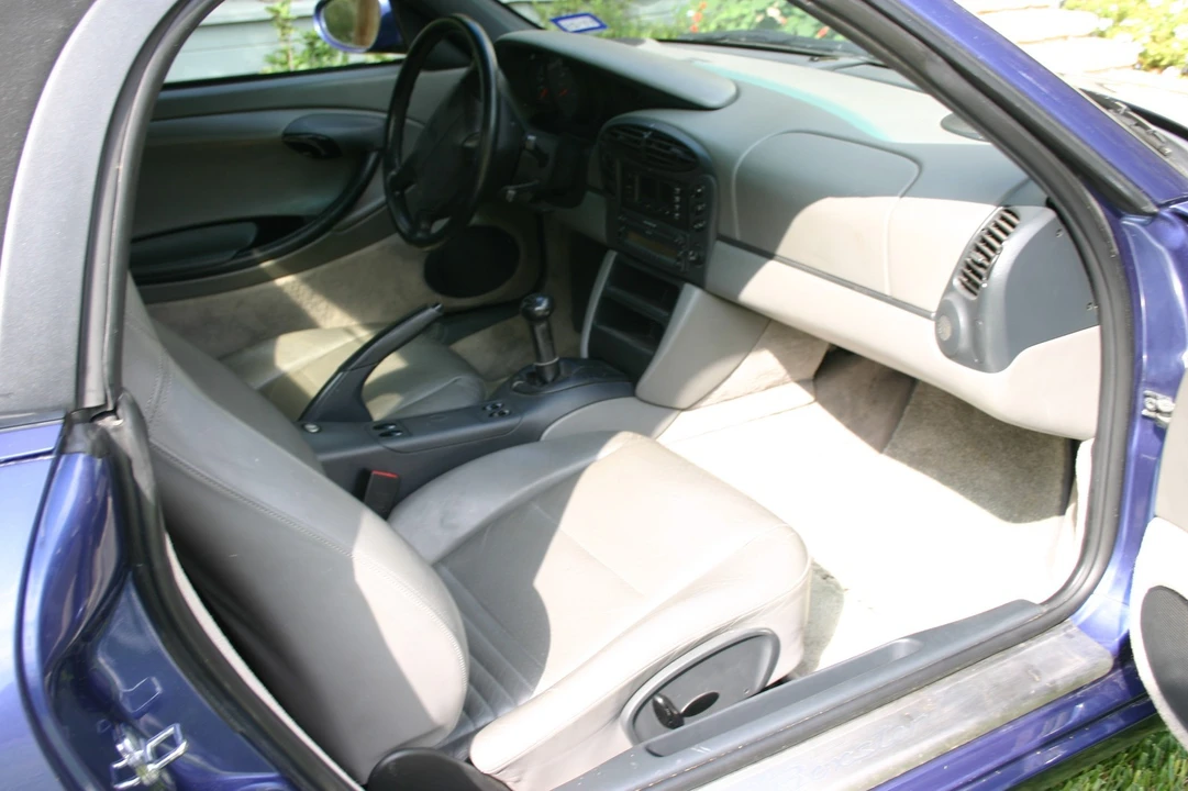 1997 Porsche 986 Boxster - Image 15 of 15
