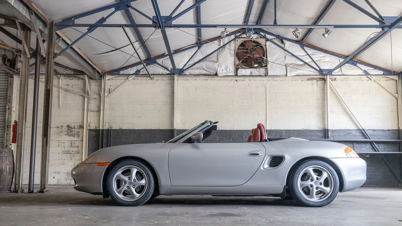 1997 Porsche 986 Boxster - Image 19 of 31