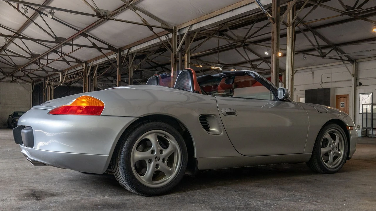 1997 Porsche 986 Boxster - Image 22 of 31