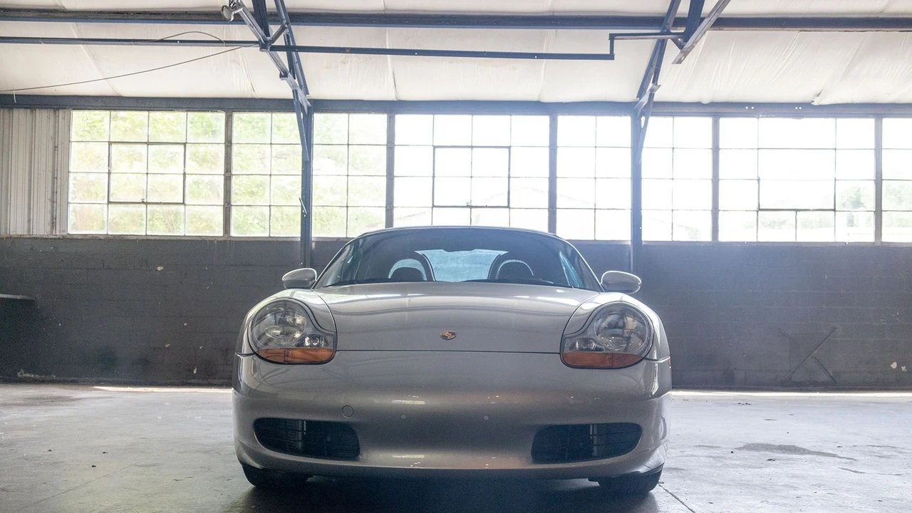 1997 Porsche 986 Boxster - Image 10 of 31