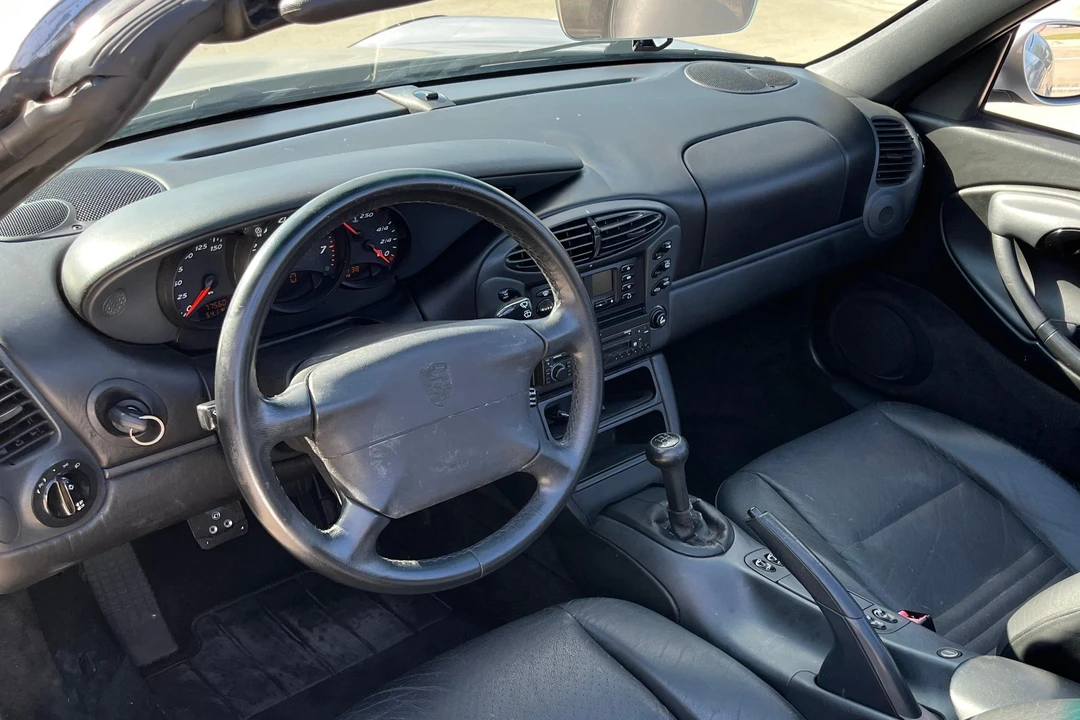 1997 Porsche 986 Boxster - Image 25 of 31