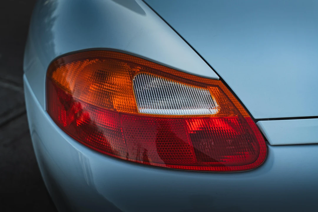 1997 Porsche 986 Boxster - Image 15 of 31