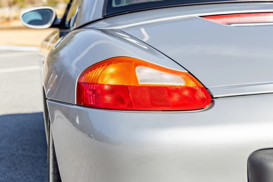 1997 Porsche 986 Boxster - Image 25 of 31