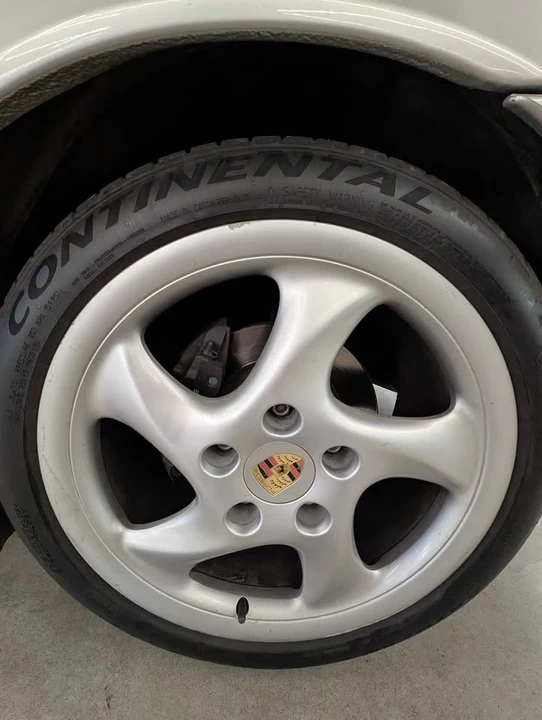 1997 Porsche 986 Boxster - Image 9 of 20
